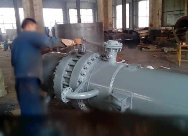 低压加热器,加热器,疏冷螺管,低压加热器工作原理,低压加热器技术,节能装置,锅炉,电力设备,U型管,汽轮机,加热装置