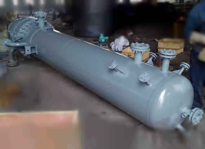 低压加热器,加热器,疏冷螺管,低压加热器工作原理,低压加热器技术,节能装置,锅炉,电力设备,U型管,汽轮机,加热装置