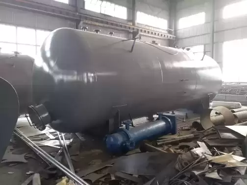 rotating-film deaerator