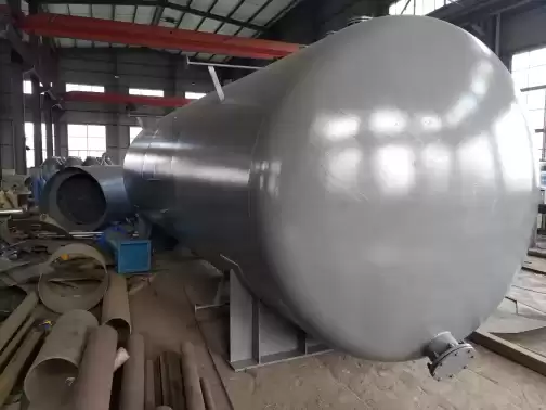 rotating-film deaerator